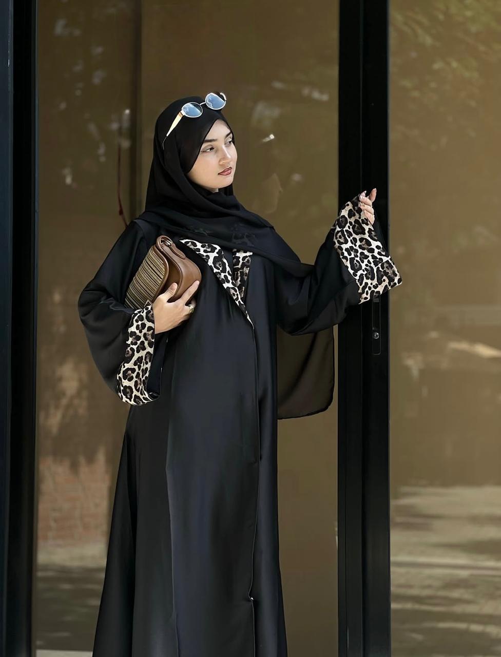 Leopard Luxe Open Abaya